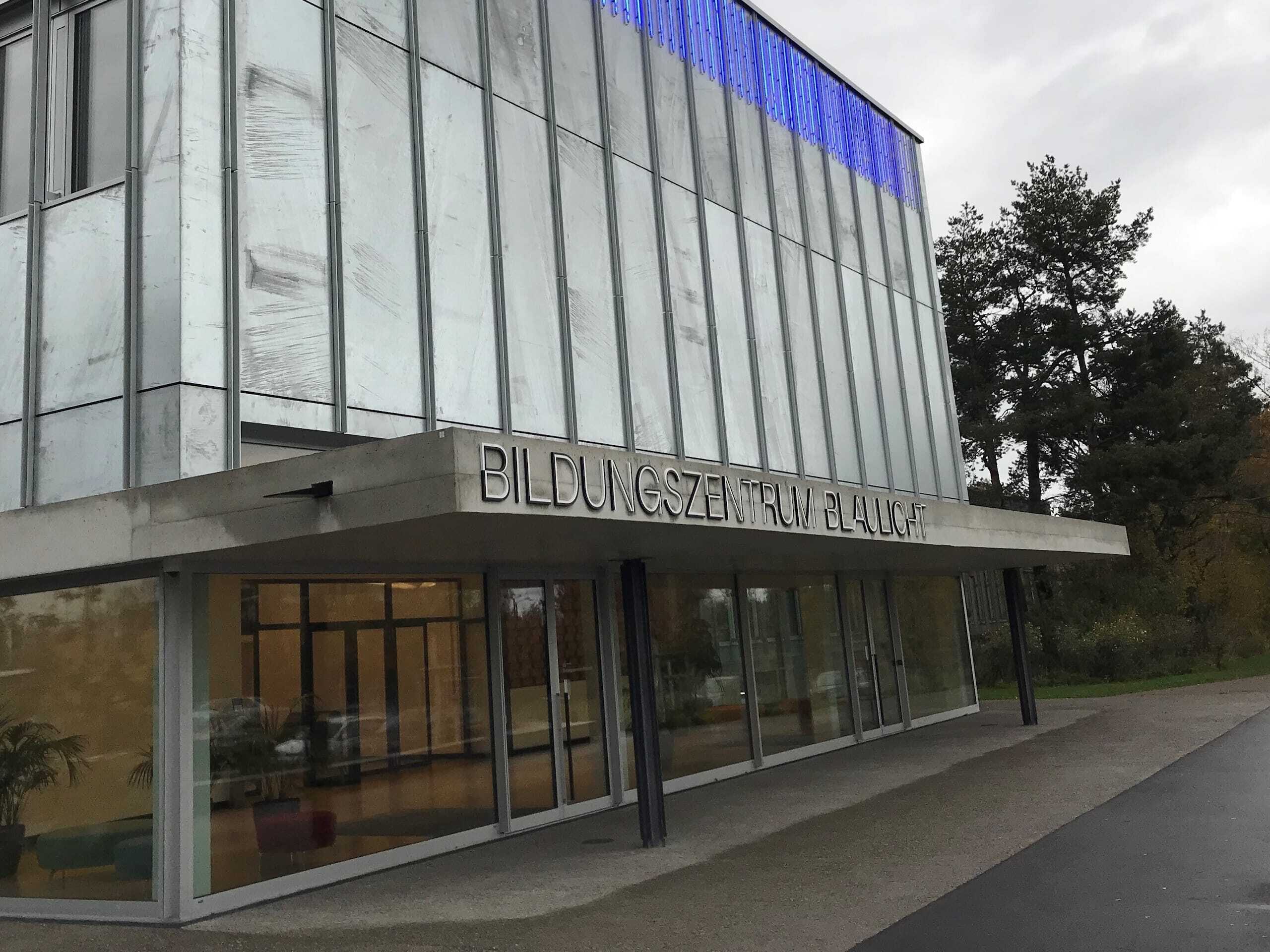 Scheco Referenz Stadt Zürich Bildungszentrum Blaulicht